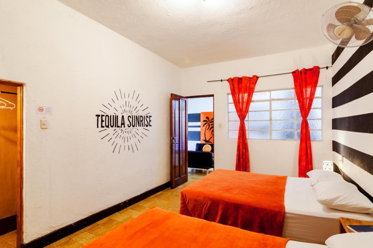 Tequila Sunrise Hostel Guatemala City Kültér fotó