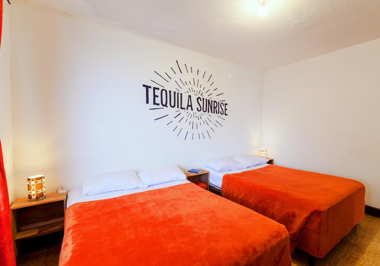 Tequila Sunrise Hostel Guatemala City Kültér fotó